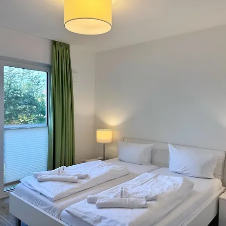 Moderne Erdgeschosswohnung Mit 3 Schlafzimmern Und Kamin * Glowe